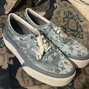 Vans Satin Floral ERA Stacked Women's Platform Shoe Size 9 SKU#241263